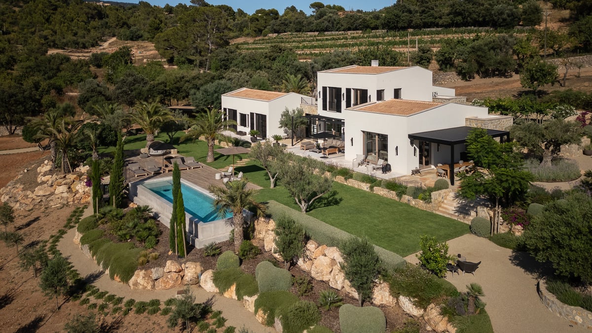 As demand for properties increases, particularly in prime locations, Mallorca continues to attract investors looking for a stable and profitable return. 