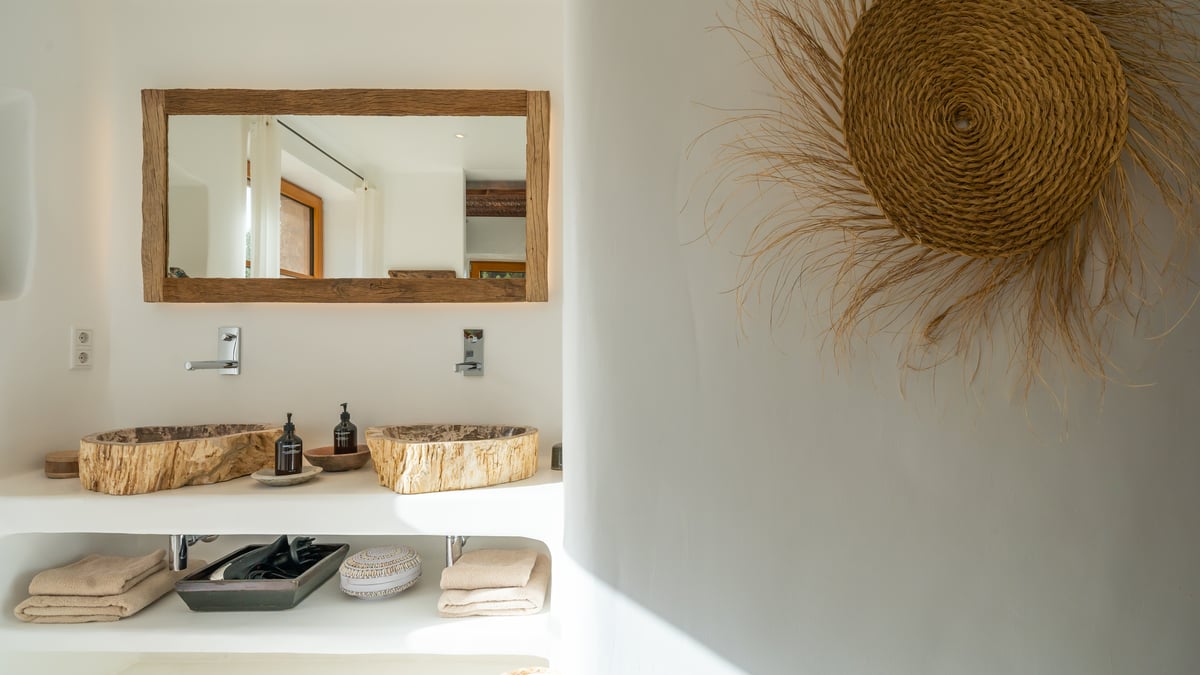 The condition of your home plays a crucial role in how quickly and profitably it sells. 