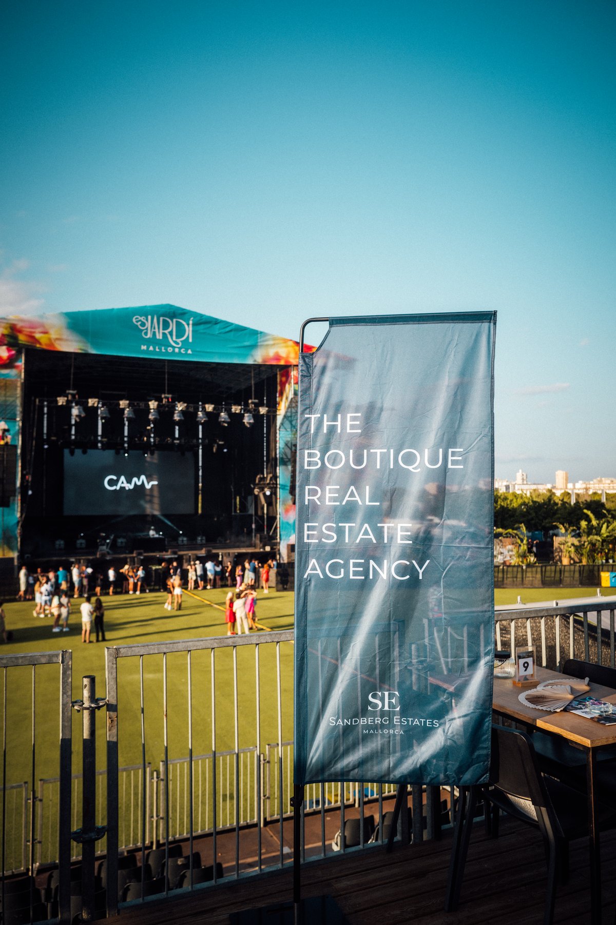 A Summer Night to Remember: Blue Live at Es Jardí 1