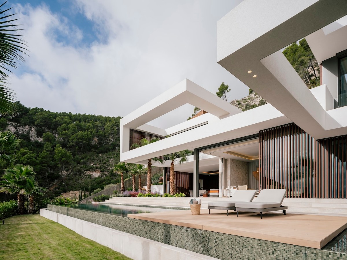 Proven Strategies Used by Top Real Estate Agents &amp; Agencies 1