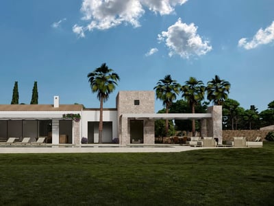 Villa de luxe blanche et en pierre avec piscine, palmiers et pelouse verte sous un ciel bleu clair.