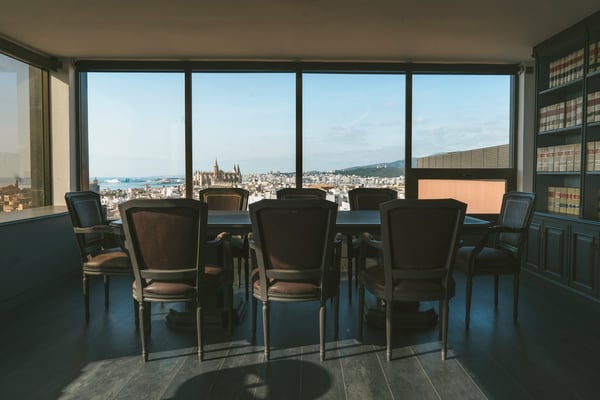 Sandberg Estates besuchen das Team von Despacho Lamas 