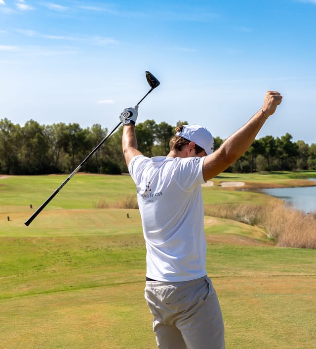 Un exitoso día de golf y donaciones: 31.150 euros recaudados para la Fundación JoyRon 2