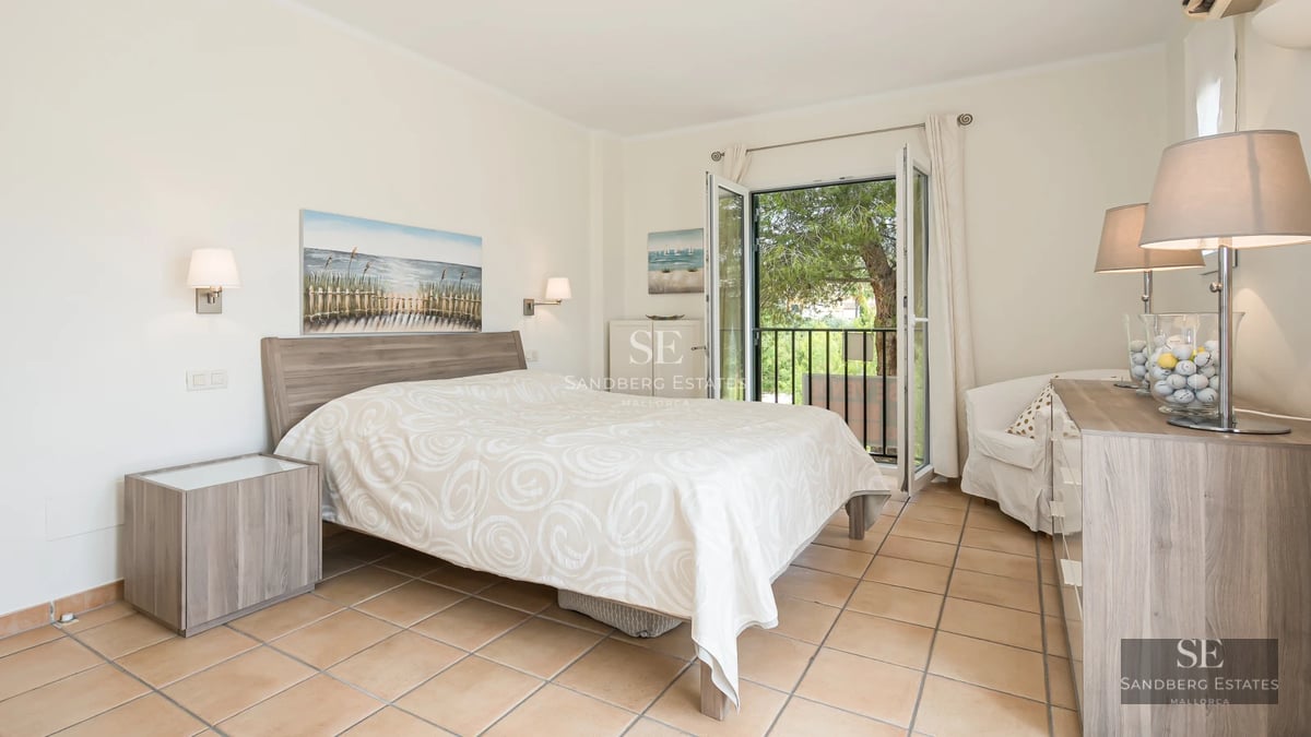 Spacious terrace with infinity pool and panoramic views. Modern architecture with clean lines and luxury finishes.