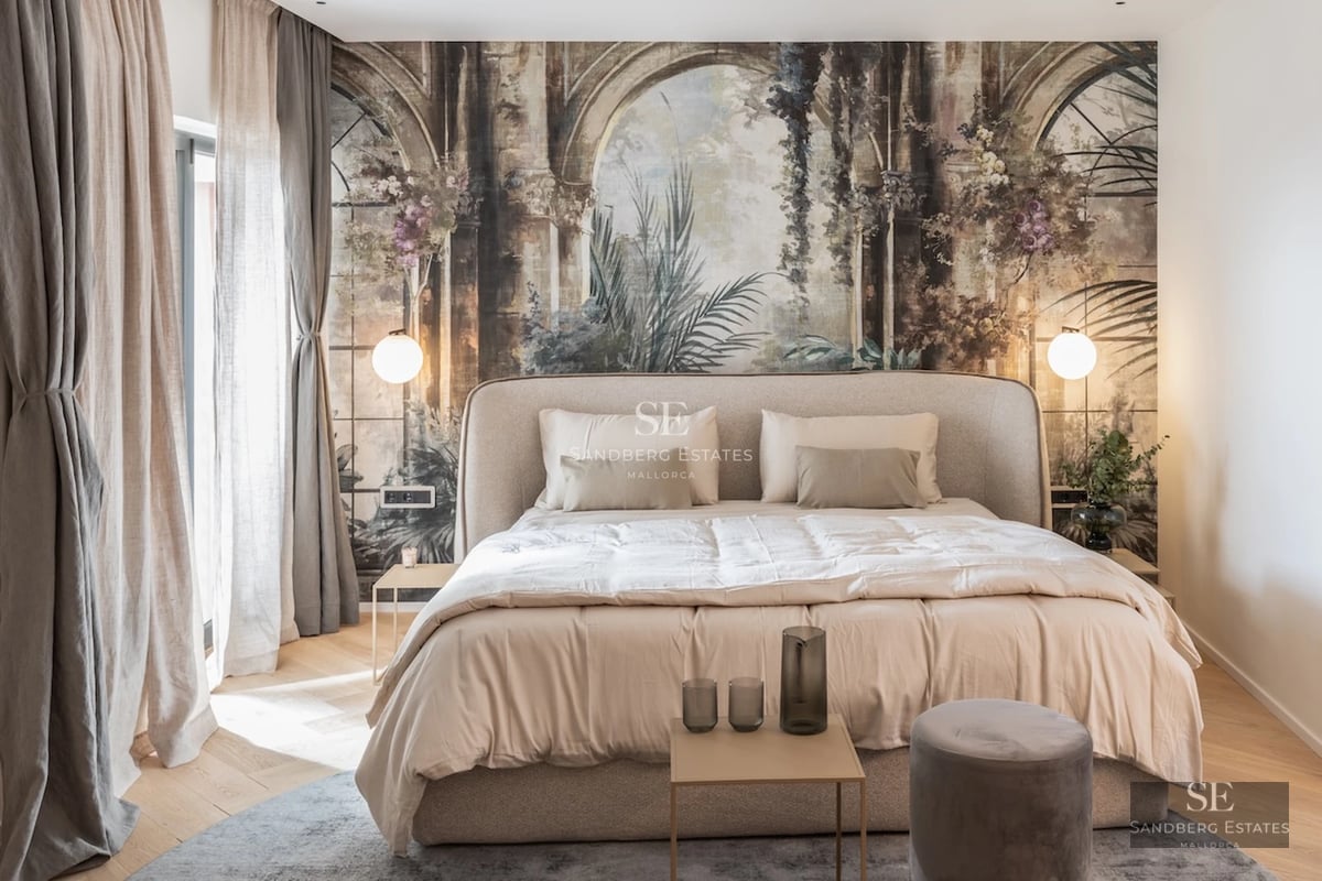 Spacious terrace featuring an infinity pool and ocean views. Modern design with stylish outdoor furniture and high-quality finishes.