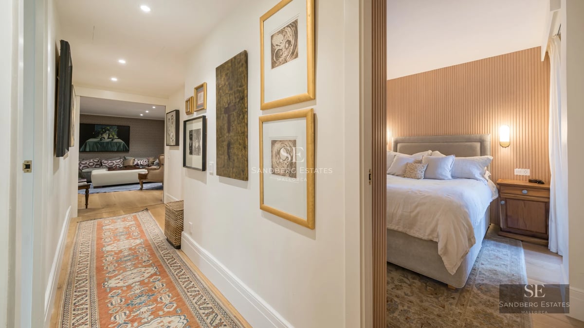 Exterior view of modern villa with infinity pool, lush garden, and minimalist architecture. Sleek and contemporary design.