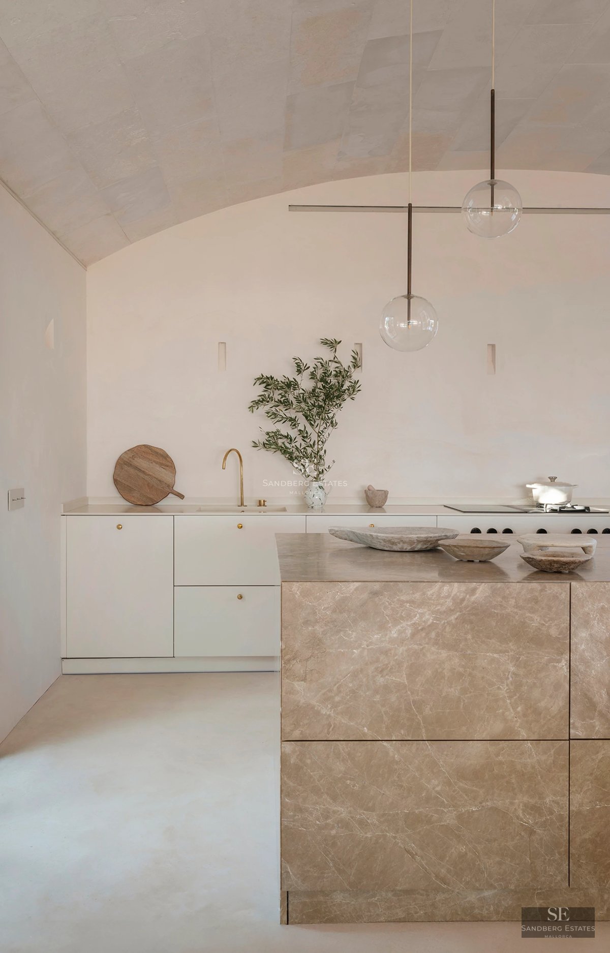 Expansive terrace featuring an infinity pool, sun loungers, and panoramic views. Modern design, clean lines, ideal for relaxation and entertainment.