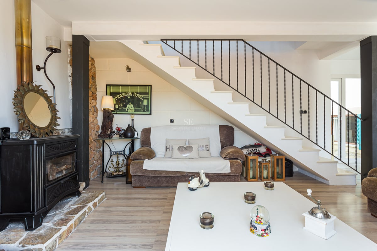 Spacious terrace with infinity pool and panoramic sea views. Modern design with high-end outdoor furniture.