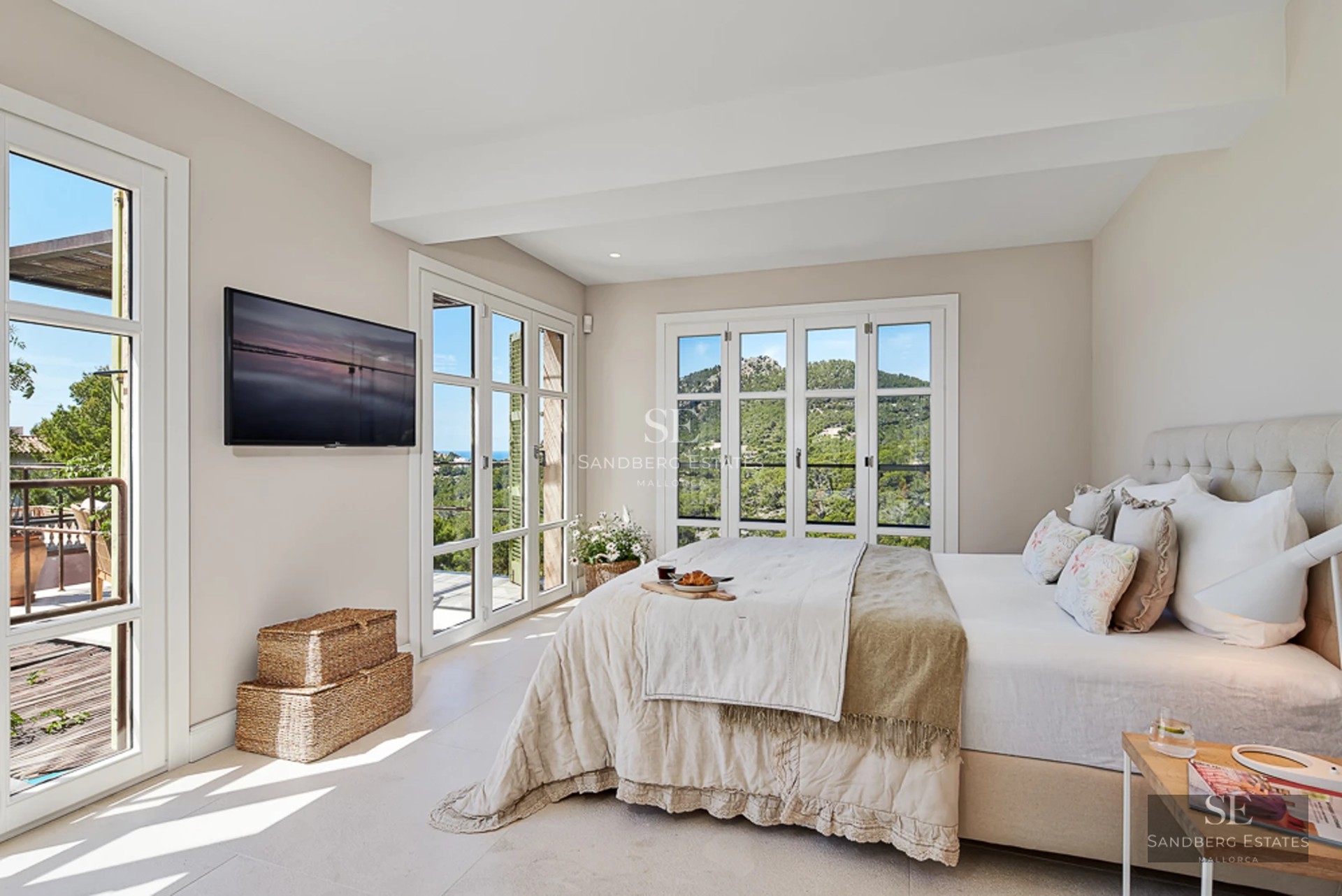 View of a modern villa with pool. Minimalist architecture, large windows, infinity pool. Manicured landscape and elegant design.