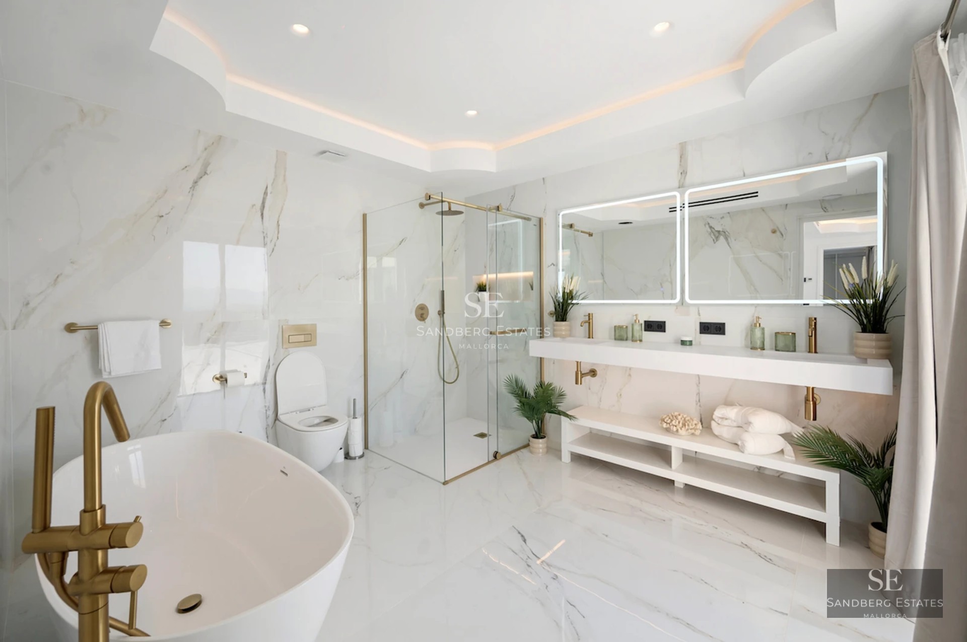 Exterior view of a modern villa with a pool, lush garden, and minimalist architecture. Large windows and elegant design.