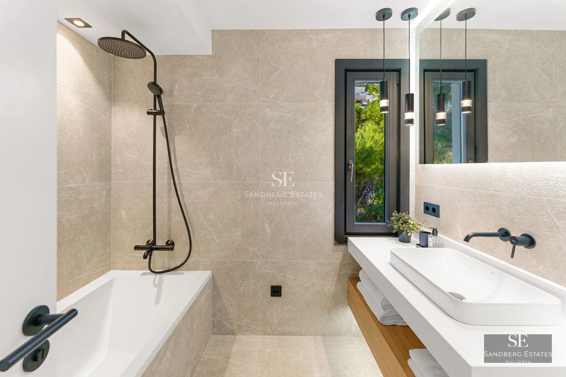 Modern facade with infinity pool and panoramic views. Minimalist architecture, expansive terraces, and lush gardens.