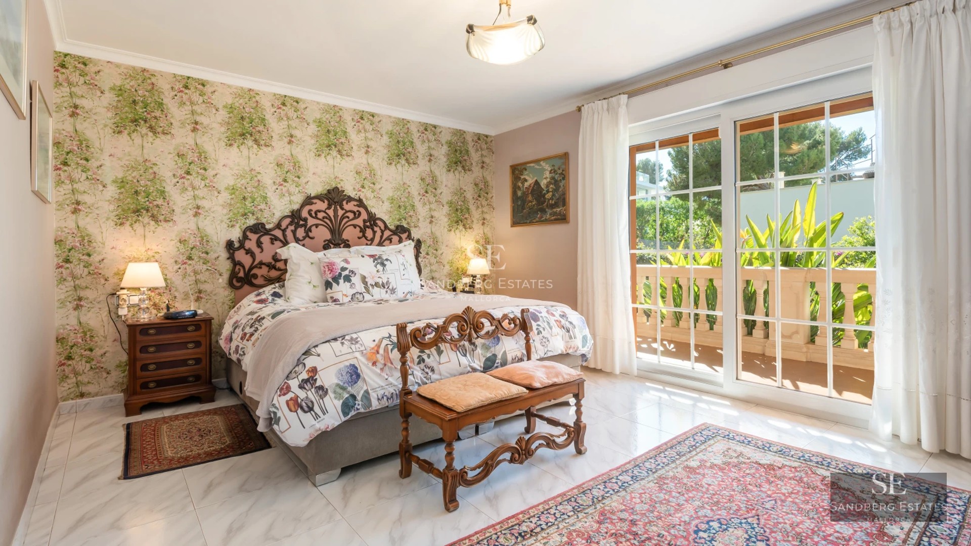 View of modern villa featuring an infinity pool, lush garden, and spacious terraces. Minimalist design and luxurious finishes.