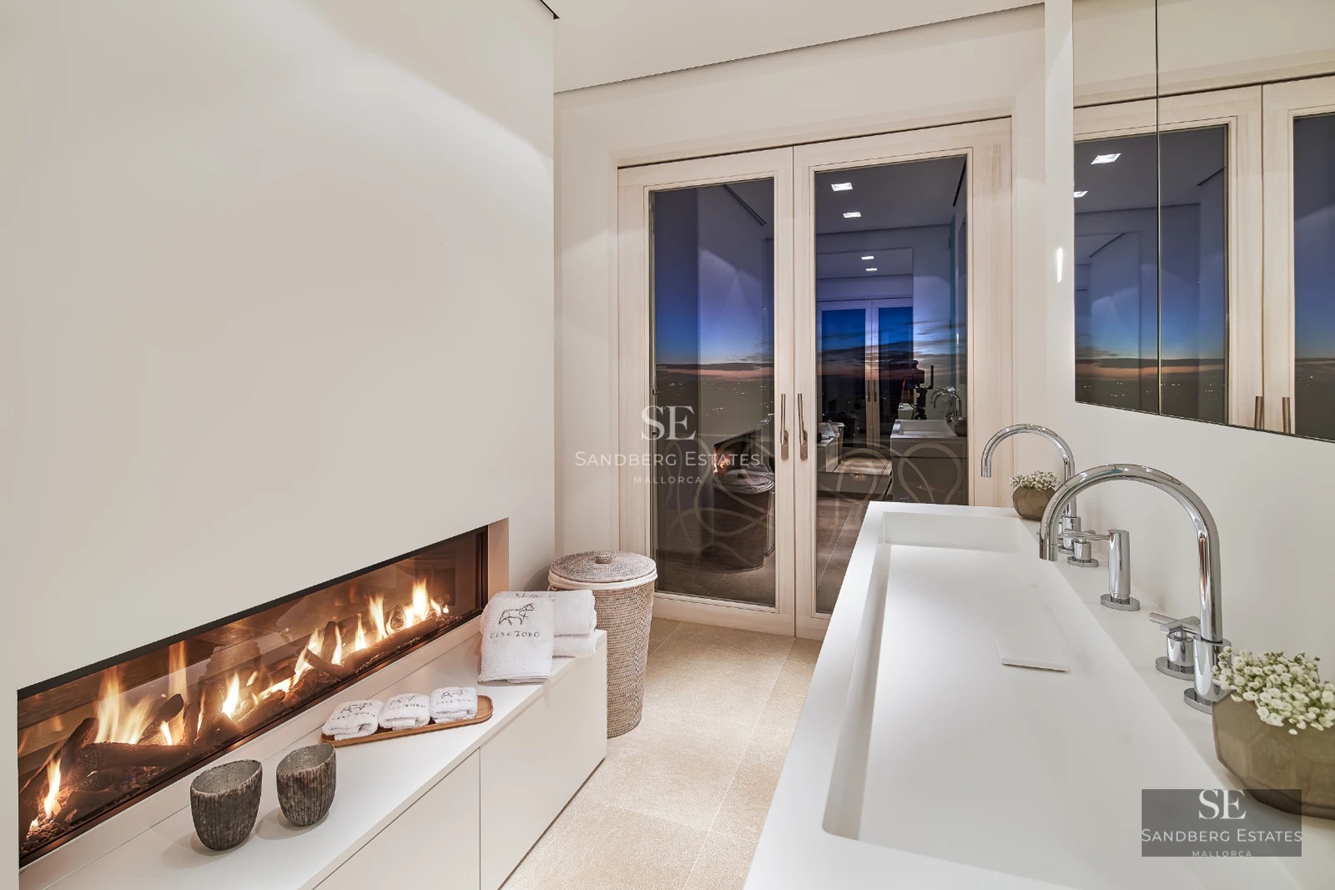 Spacious terrace with infinity pool and sea views. Modern design with elegant outdoor furniture and lush vegetation.