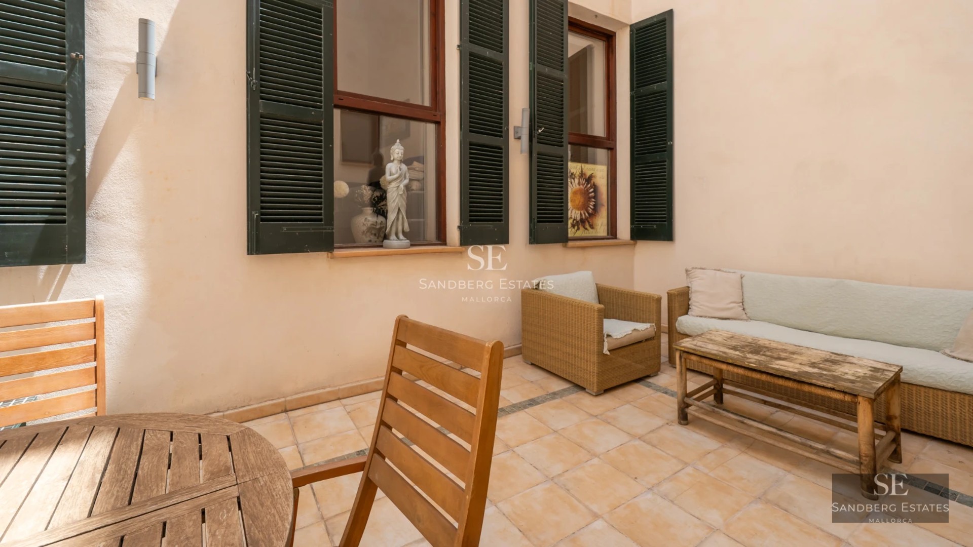 Exterior view of modern villa featuring an infinity pool and large windows. Minimalist design, well-maintained garden.