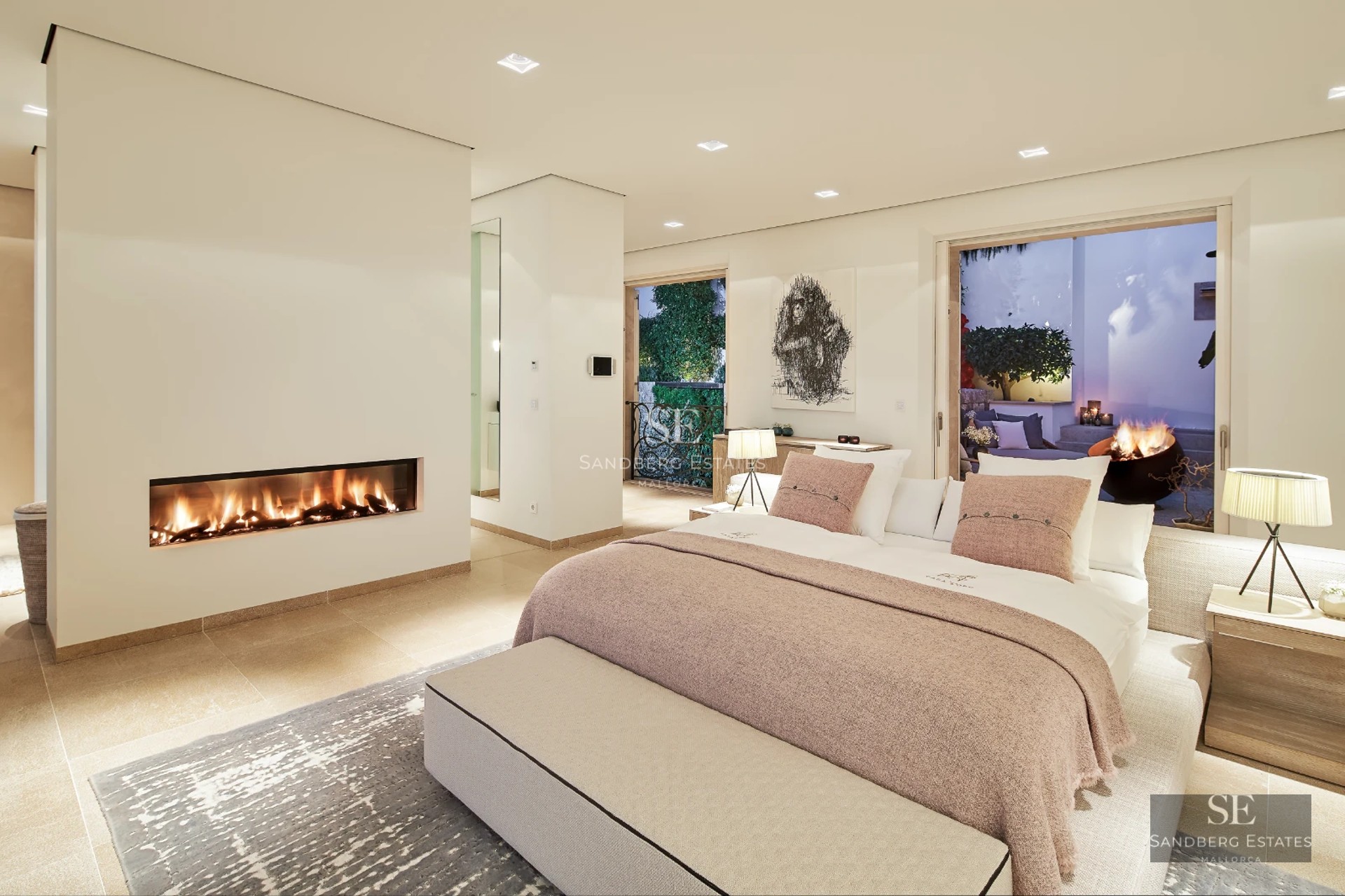 Spacious balcony with panoramic sea views, modern and elegant furniture, creating a luxurious and relaxing outdoor space.