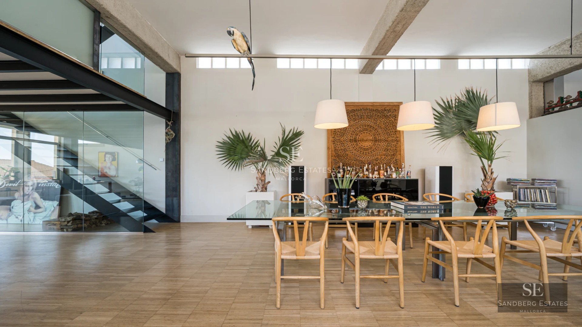 Spacious terrace with infinity pool, sun loungers, and sea views. Modern, elegant design, ideal for relaxation.