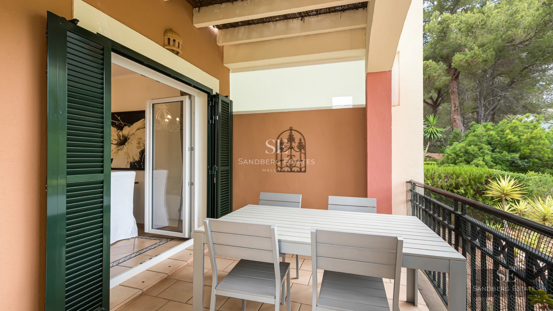 View of a modern terrace with infinity pool and sea views. Minimalist design, elegant furniture, and open spaces.