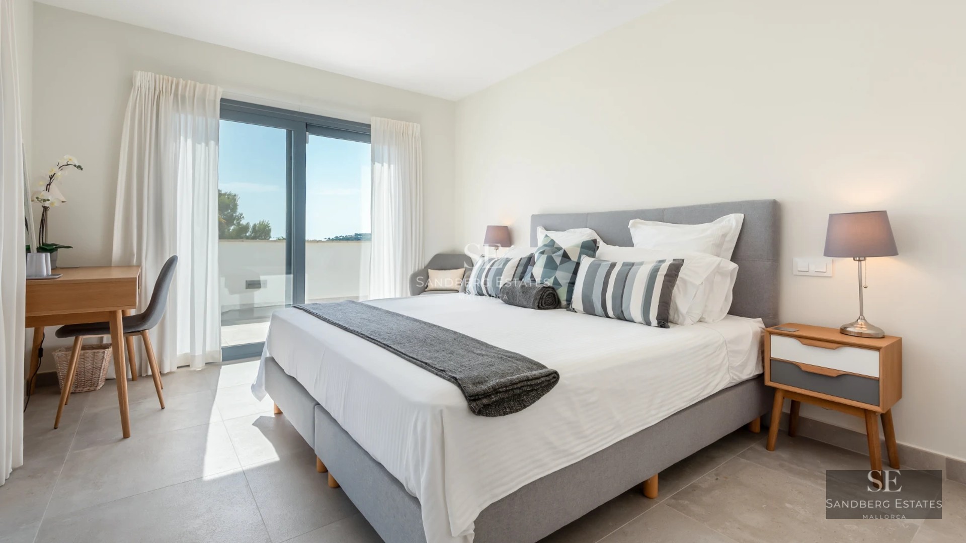 Exterior view of modern villa featuring infinity pool, manicured lawn, minimalist architecture and expansive windows. Luxury and comfort.