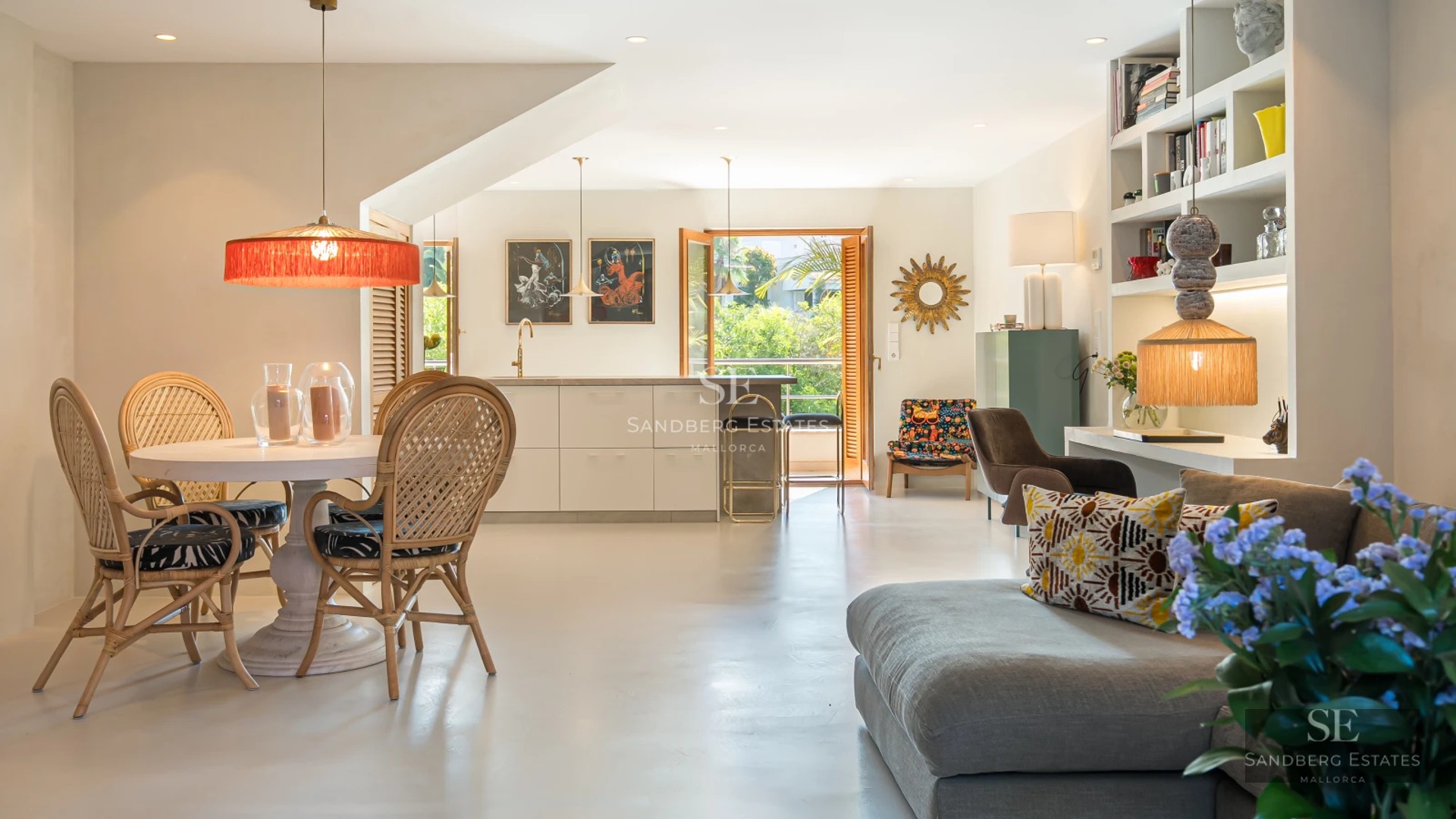 View of a modern villa with infinity pool, lush garden, and spacious terraces. Minimalist architecture and high-quality materials.