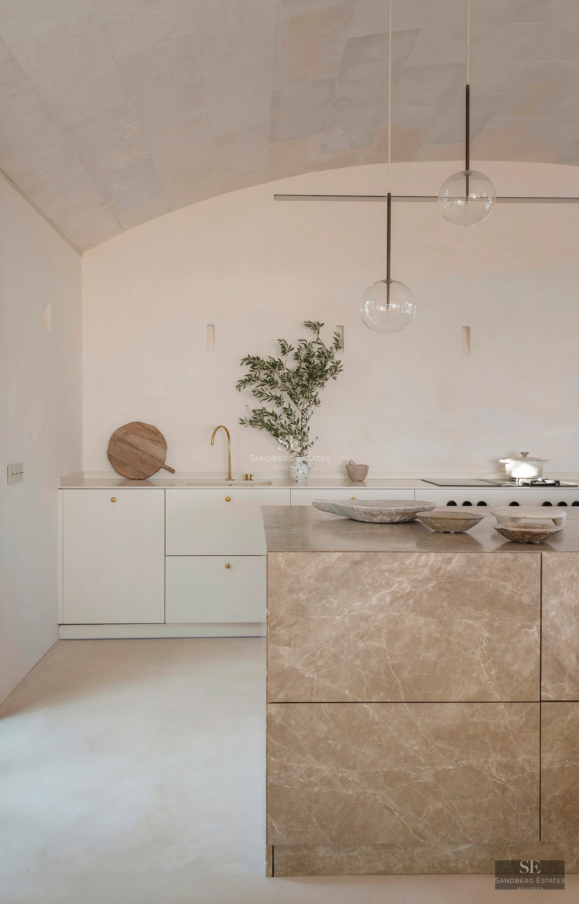 Expansive terrace featuring an infinity pool, sun loungers, and panoramic views. Modern design, clean lines, ideal for relaxation and entertainment.