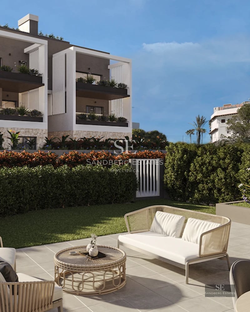 Exterior view of a modern villa with an infinity pool. Minimalist design, large windows, and lush landscaping.