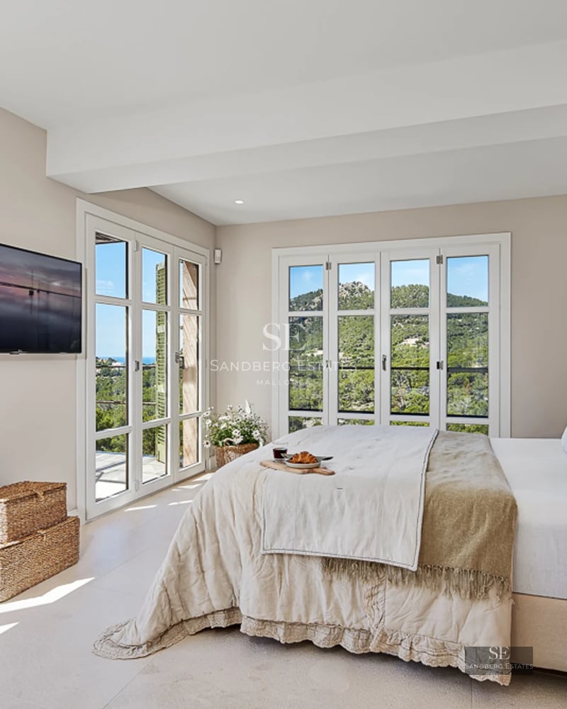 View of a modern villa with pool. Minimalist architecture, large windows, infinity pool. Manicured landscape and elegant design.