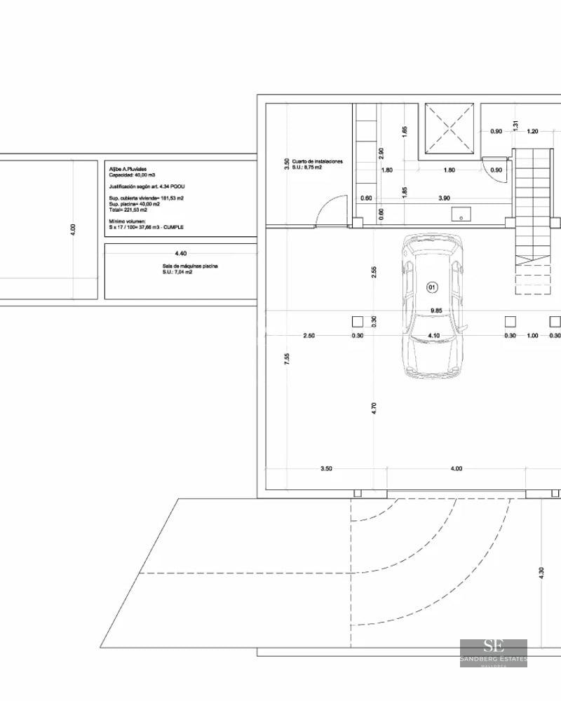 Exterior view of a modern house with a pool, surrounded by greenery. Minimalist and elegant architecture. Natural lighting.