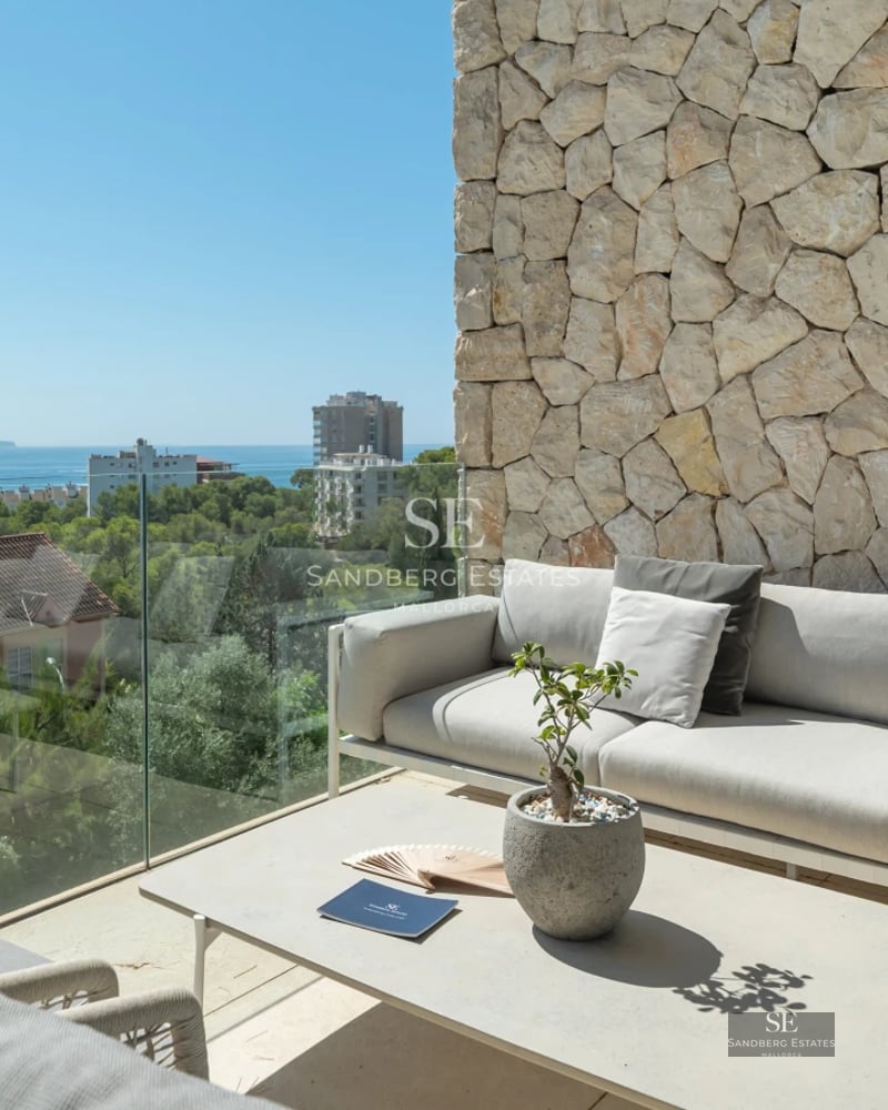 Exterior view of a modern villa with a pool, lush garden, and spacious terraces. Elegant architecture and landscape design. Ambient lighting.