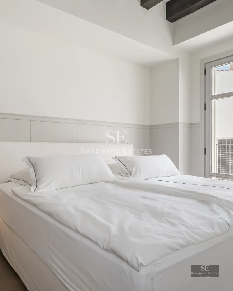 Pool view with sun deck, modern loungers and lush greenery. Minimalist architecture with large windows.