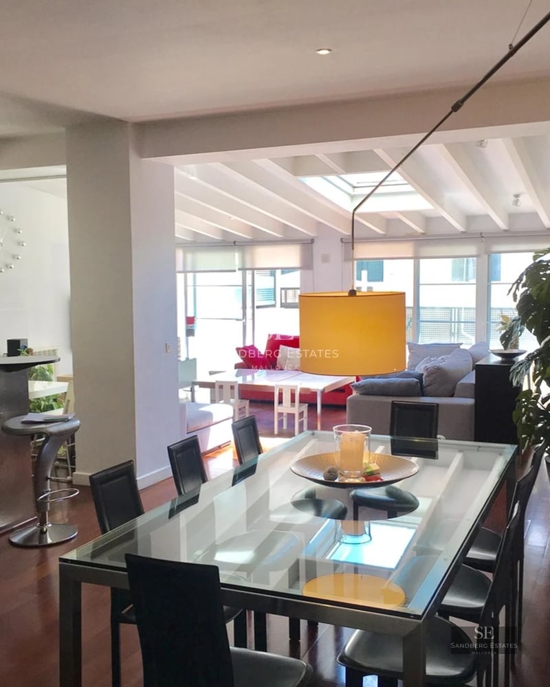 Exterior of modern villa with pool. Minimalist design, large windows, natural light. Lush garden.