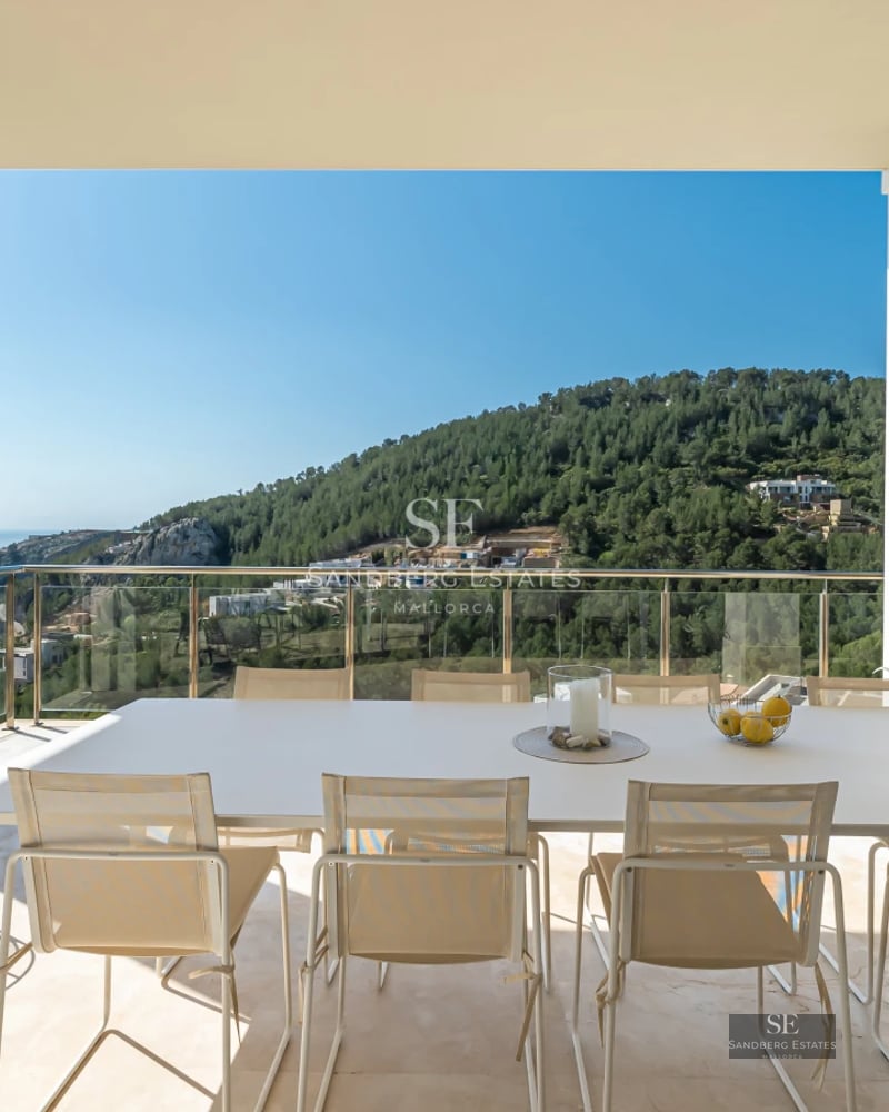 Exterior view of a modern house with pool, garden, and minimalist architecture. Natural lighting.