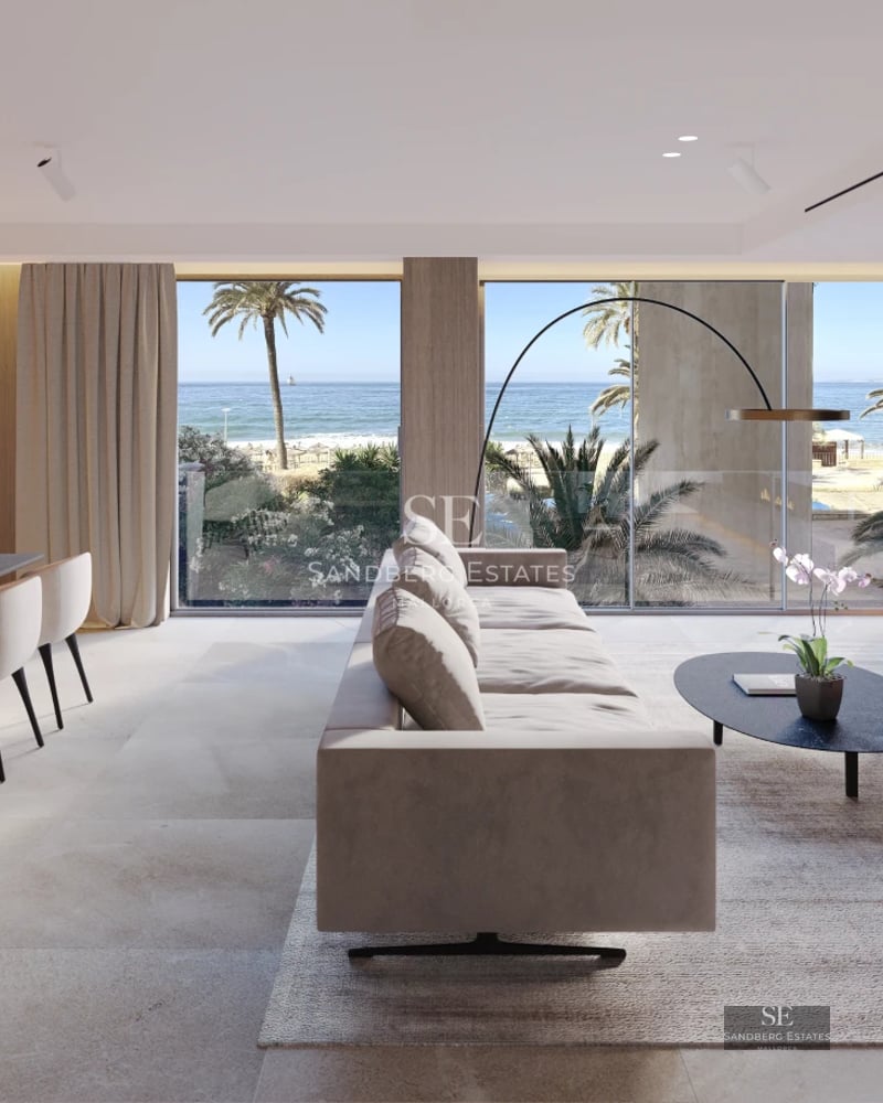 View of a modern infinity pool with glass edge and panoramic views. Minimalist architecture and elegant exterior design.