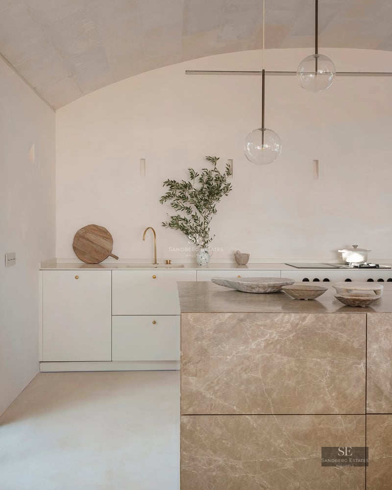 Expansive terrace featuring an infinity pool, sun loungers, and panoramic views. Modern design, clean lines, ideal for relaxation and entertainment.