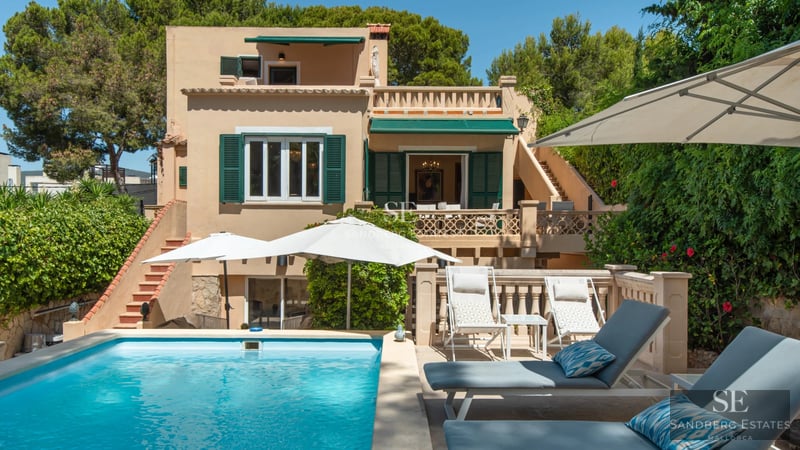 Spacious terrace with pool, sun loungers, and panoramic views. Modern design with ambient lighting. Ideal for relaxation and entertainment.