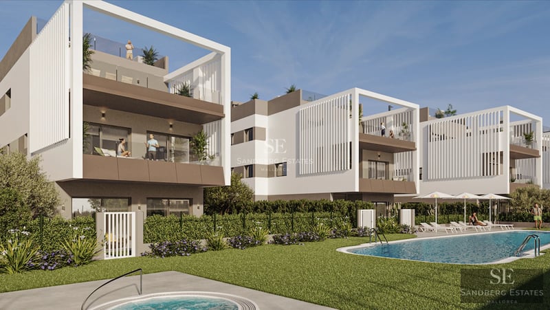 Spacious, bright living room with large windows, private pool and direct access to the garden. Modern design and high-quality finishes.