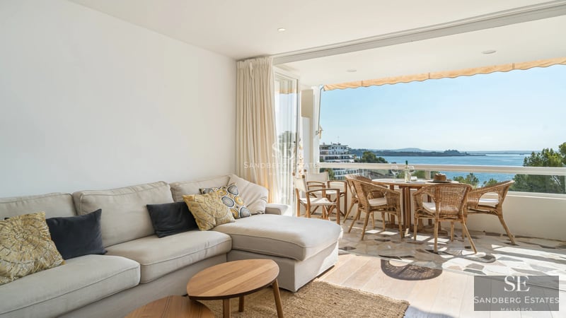 Spacious terrace with infinity pool and panoramic sea views. Modern furniture and minimalist design. Ideal for relaxation and entertainment.