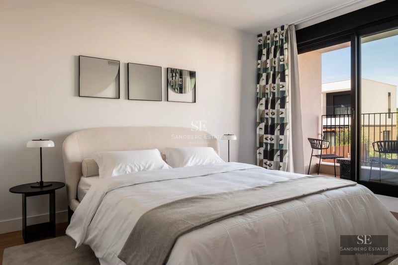 Exterior view of a modern villa featuring an infinity pool, lush garden, and spacious terraces. Minimalist design with large windows.