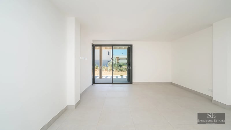 Expansive terrace featuring an infinity pool with panoramic views. Modern, minimalist architecture. Ambient lighting.