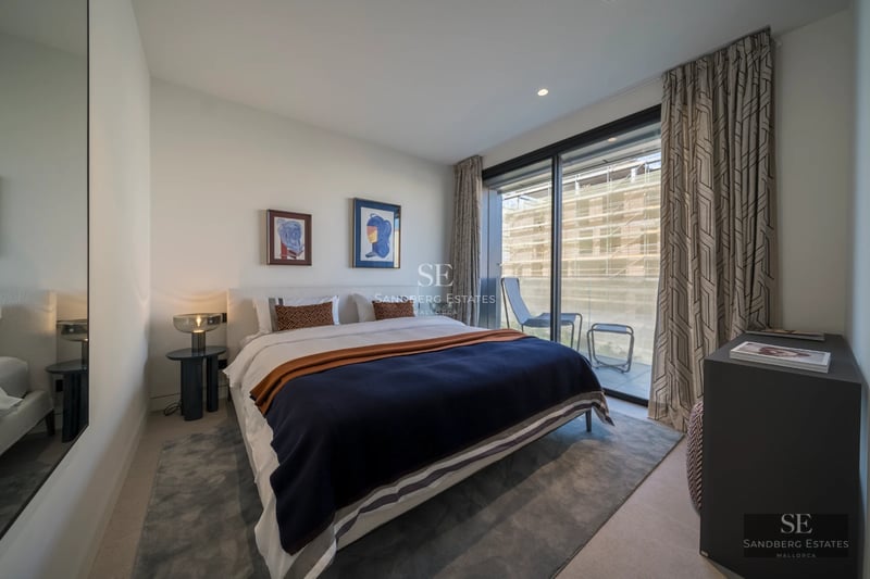 Wide angle view of a modern villa with an infinity pool and lush gardens. Minimalist architecture and contemporary design.